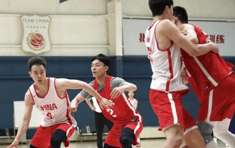 爱游戏-深圳男篮发布备战花絮，加时末段主帅复盘，欧篮联任务艰巨，球队文化再被提及的简单介绍