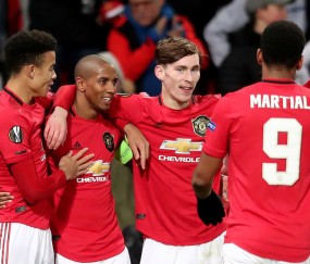 爱游戏体育-武汉三镇训练开放日，冲刺阶段豪取连胜引欢呼，欧联在即，赛程密集仍需轮换的简单介绍