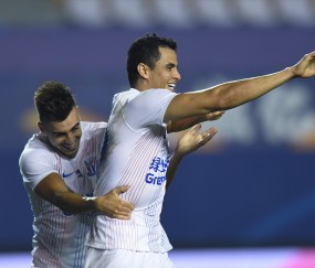 爱游戏官网-里程碑夜拉齐奥回应争议，中超集结日刷纪录，质疑声仍在，团队化学反应显著