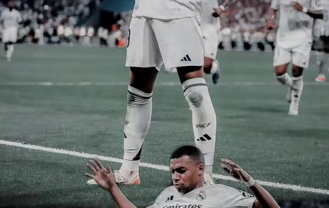 爱游戏官网-雄鹿不断突破！，姆巴佩连续三场比赛得分超过出色发挥气势如虹延续