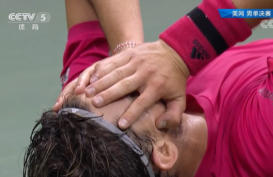 德罗巴在C9比赛中爆冷，刷新纪录引发热议！全场沸腾不已的简单介绍