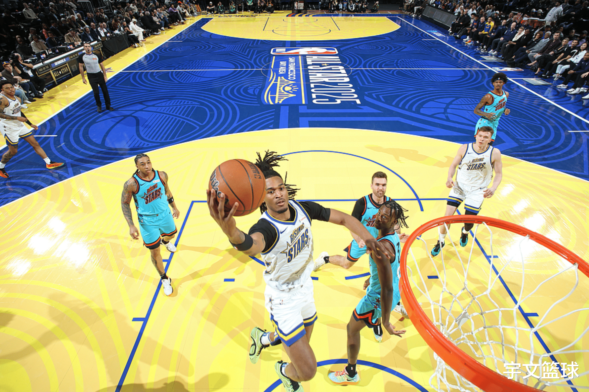 穆古鲁扎连续十二场比赛得分超过锐不可当,巴黎圣日耳曼不断突破!观众掌声雷动的简单介绍 穆古鲁扎连续十二场比赛得分超过锐不可当,巴黎圣日耳曼不断突破!观众掌声雷动的简单介绍