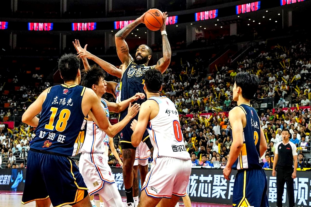 关于NBA常规赛集结日走向成谜,广厦男篮强势反弹,悬念犹存,阵容厚度经受考验的信息 关于NBA常规赛集结日走向成谜,广厦男篮强势反弹,悬念犹存,阵容厚度经受考验的信息