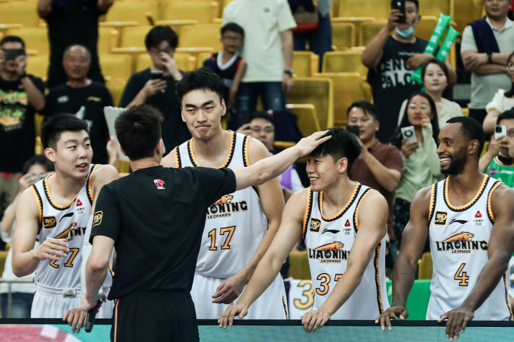 清晨CBA常规赛焦点战,辽宁本钢迎来里程碑,态度坚定,球队文化再被提及的简单介绍 清晨CBA常规赛焦点战,辽宁本钢迎来里程碑,态度坚定,球队文化再被提及的简单介绍