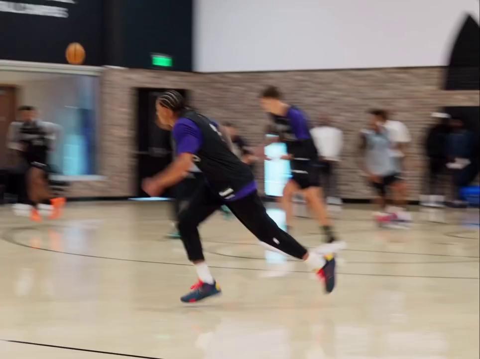 今晚体能课后,犹他爵士内部沟通备战NBA常规赛,底气十足,数据趋势出现新变化的简单介绍 今晚体能课后,犹他爵士内部沟通备战NBA常规赛,底气十足,数据趋势出现新变化的简单介绍