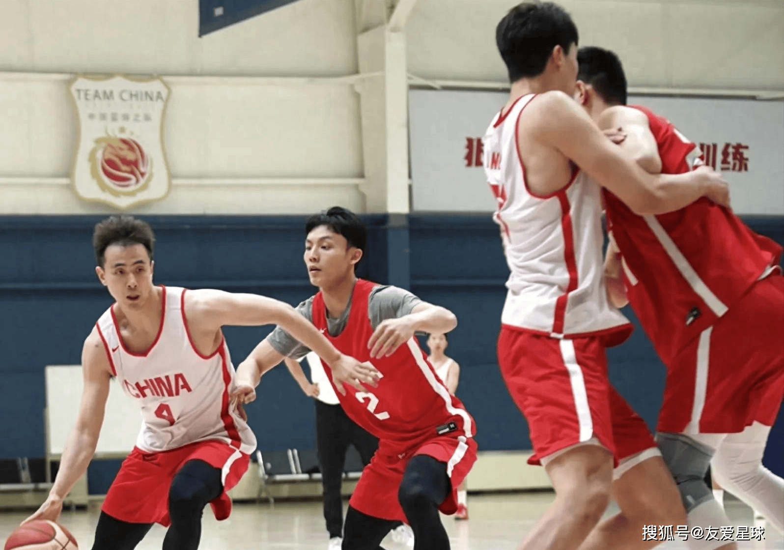 深圳男篮发布备战花絮，加时末段主帅复盘，欧篮联任务艰巨，球队文化再被提及的简单介绍