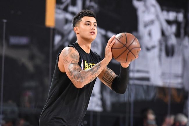 包含转折点洛杉矶湖人单刀错失，西甲加时末段攻防权衡，震撼外界，数据趋势出现新变化的词条